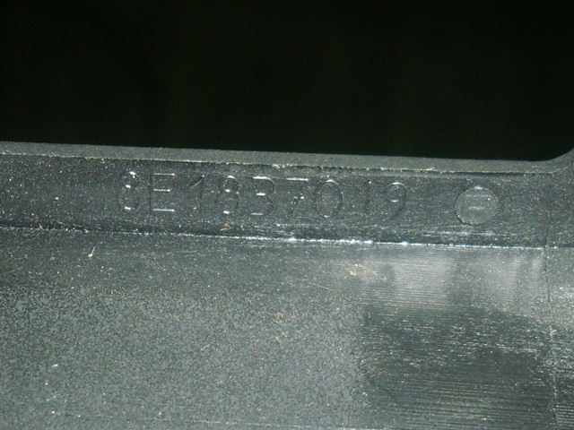 AUDI A4 - 8E - 2001-2005 - klika interieru levá přední