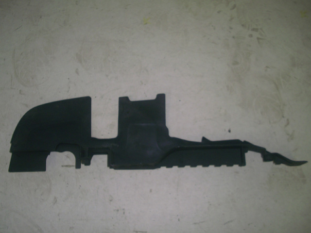 AUDI A4 CABRIO 2002-2006 - 8H - nasávání chladiče