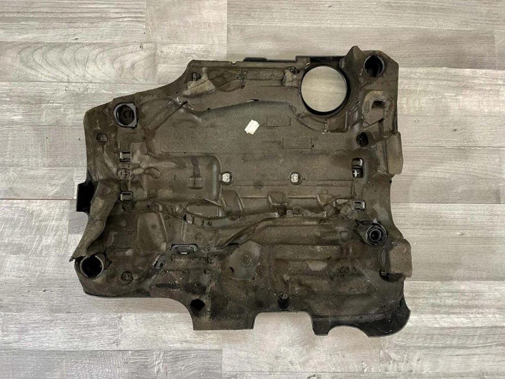 VW PASSAT B6 - 3C - 2005-2010 - kryt motoru 2.0 TDI