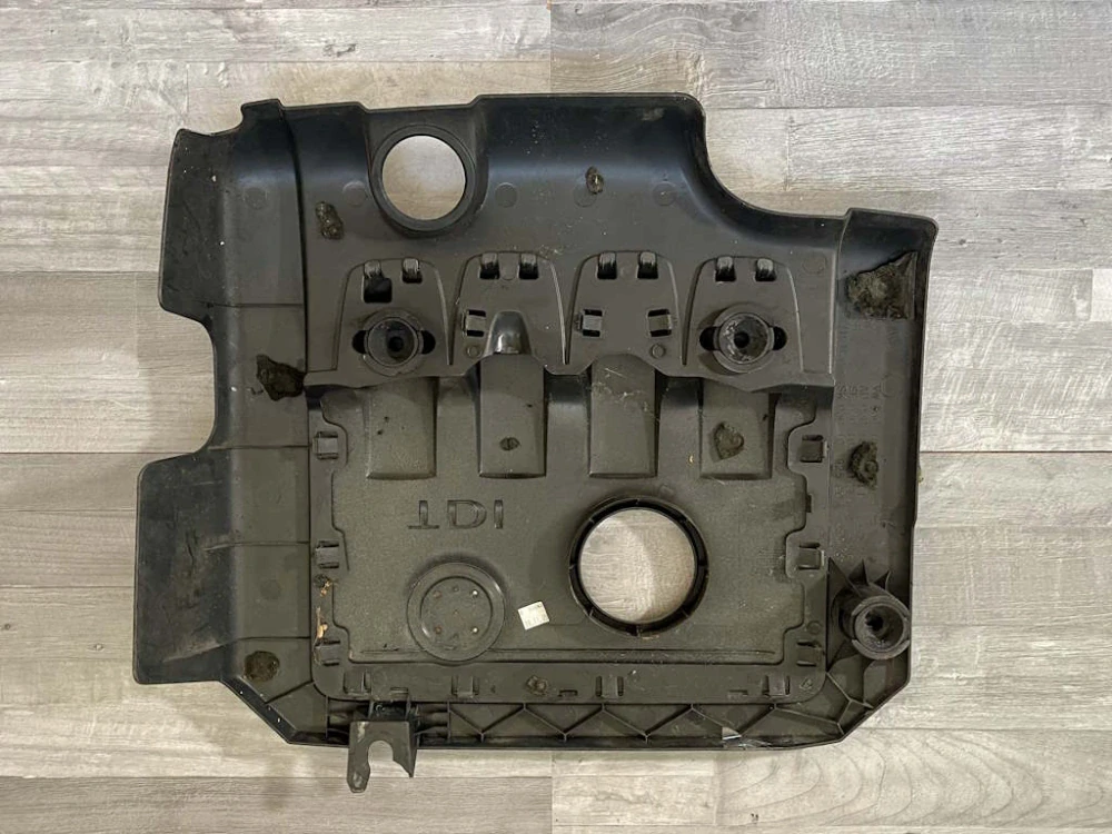 VW PASSAT B6 - 3C - 2005-2010 - kryt motoru TDI