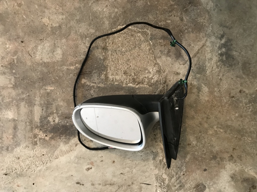 VW PASSAT B6 - 3C - 2005-2010 - zrcátko PP