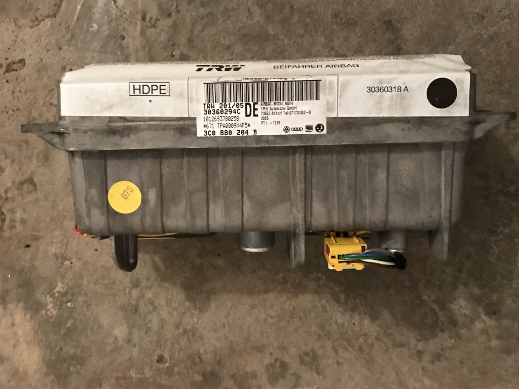 VW PASSAT B6 - 3C - 2005-2010 - airbag spolujezdec - 3C0880204R
