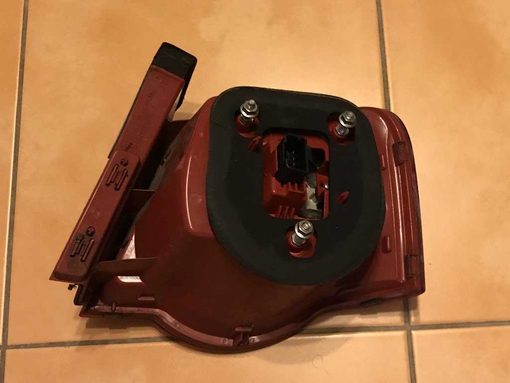 VW PASSAT B6 - 3C - 2005-2010 - světlo LZ SEDAN - 3C5945095H