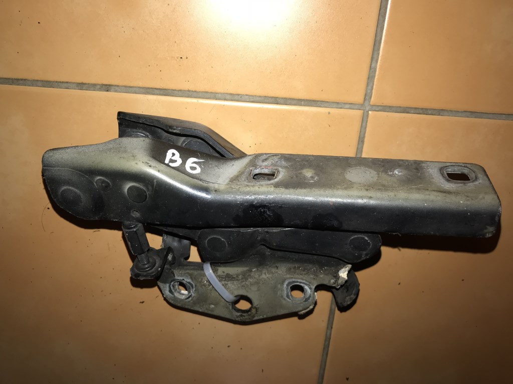 VW PASSAT B6 - 3C - 2005-2010 - panty kapoty L+P