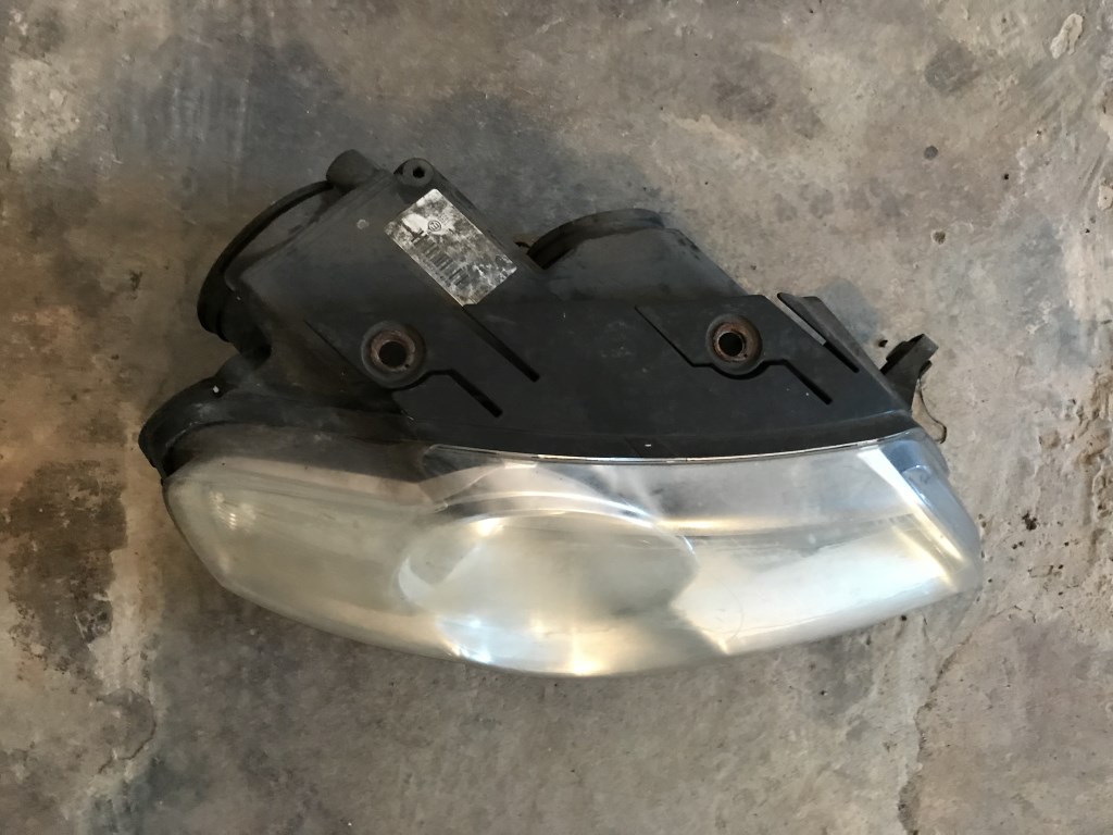 VW PASSAT B6 - 3C - 2005-2010 - světlo PP - ANGLIE