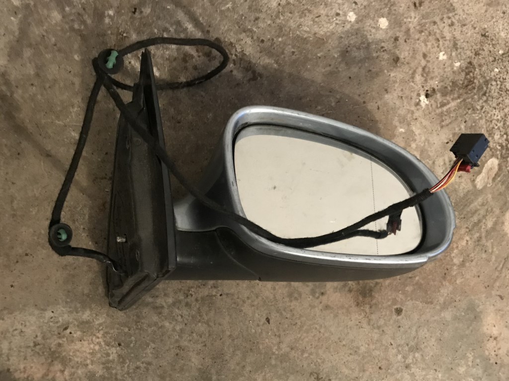 VW PASSAT B6 - 3C - 2005-2010 - zrcátko PP