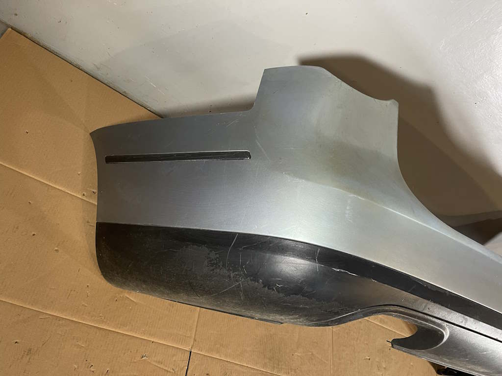 VW PASSAT B6 - 3C - 2005-2010 - nárazník zadní KOMBI - LB5M