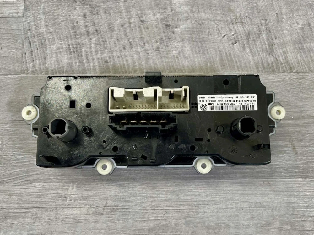 VW PASSAT B6 - 3C - 2005-2010 - klima panel - 1K0820047HB