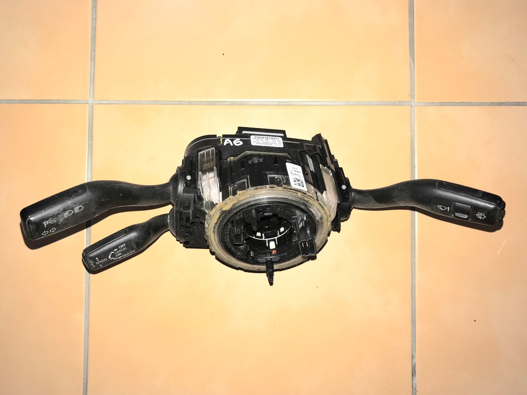 AUDI A6 - 4F - 2005-2011 - páčky pod volant - TEMPOMAT