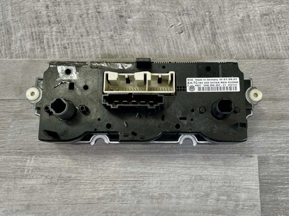 VW GOLF 5 - 1K - 2003-2009 - klima panel - 1K0820047GA