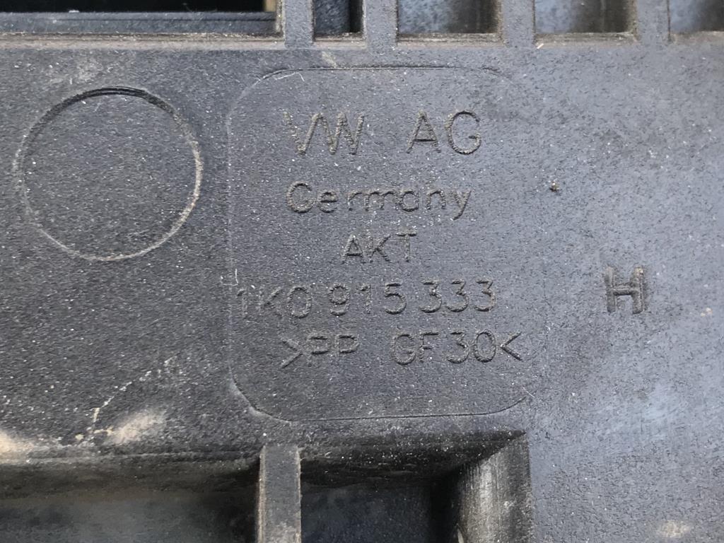 VW PASSAT B6 - 3C - 2005-2010 - 3x plast baterie - 1K0915333 1K0915325A 3C0915336A 3C0915443