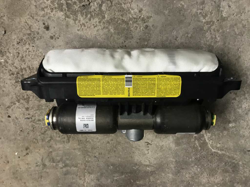 VW PASSAT B6 - 3C - 2005-2010 - airbag spolujezdec - 3C0880204C