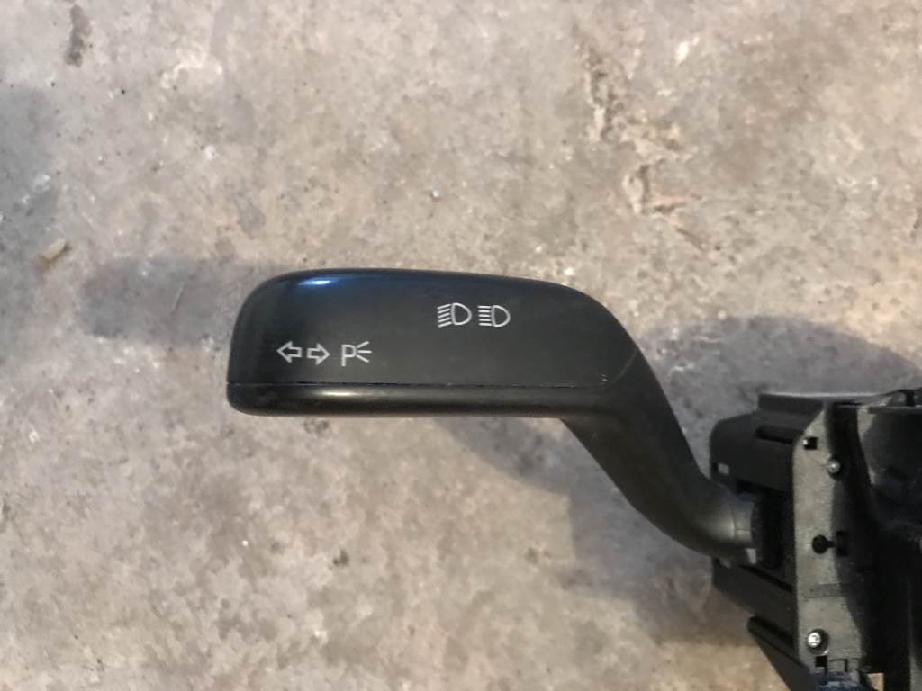 ŠKODA FABIA 2 - 5J - 2007-2014 - páčky pod volant - 7H0953503BL