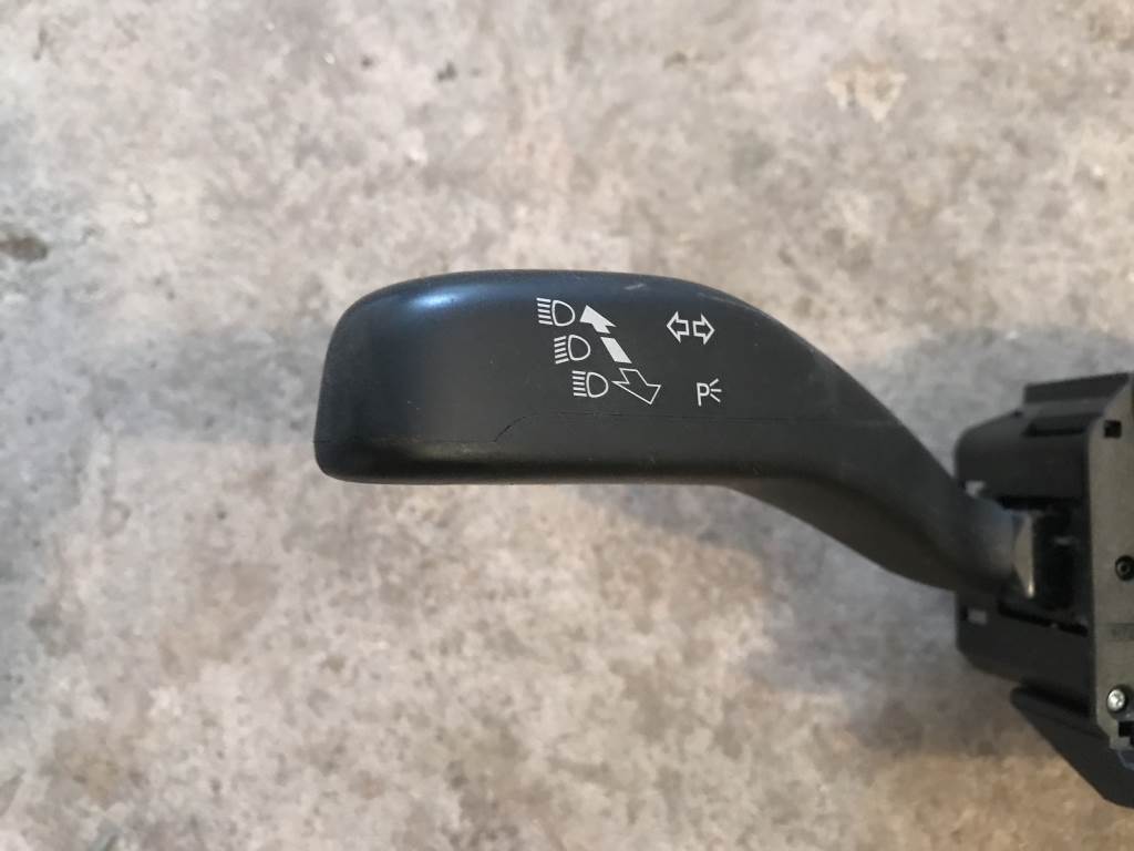 ŠKODA FABIA 2 - 5J - 2007-2014 - páčky pod volant - 6Q0953503DQ