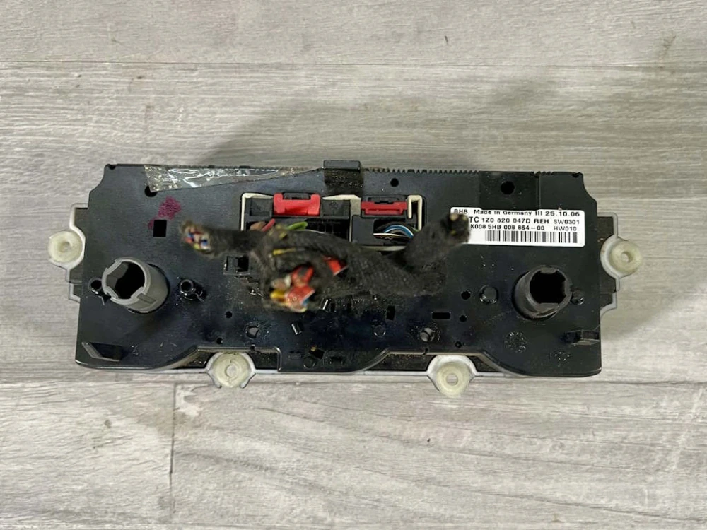ŠKODA OCTAVIA 2 - 1Z - 2004-2009 - klima panel - 1Z0820047D