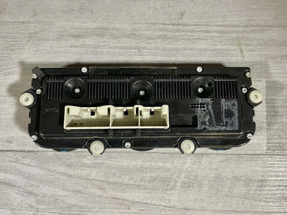 VW PASSAT B6 - 3C - 2005-2010 - klima panel - 3C0907044AT