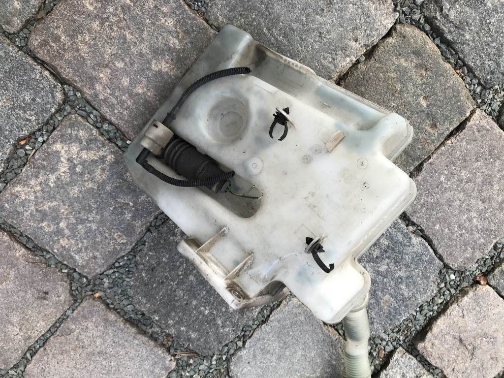 ŠKODA OCTAVIA 2 - 1Z - 2004-2009 - nádobka ostřikovačů - 1K0955453Q