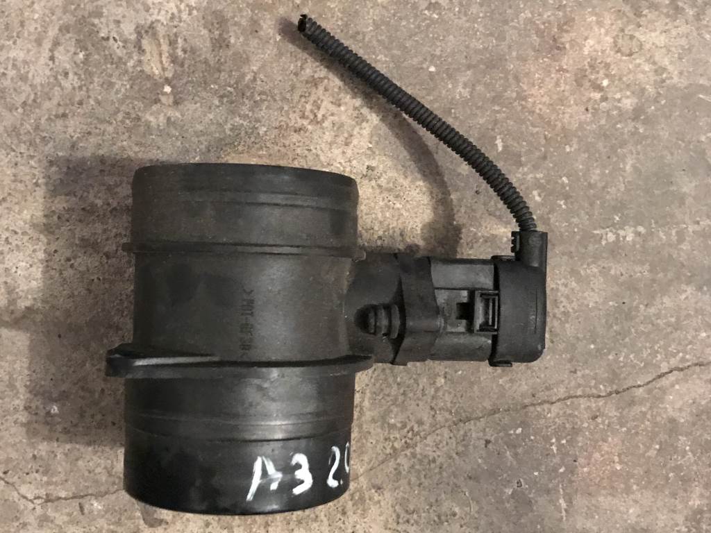 AUDI A3 - 8P - 2003-2012 - váha vzduchu - 0281002461 074906461B