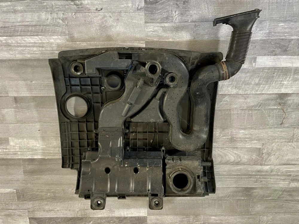 ŠKODA OCTAVIA 2 - 1Z - 2004-2009 - kryt motoru FSI - BLF