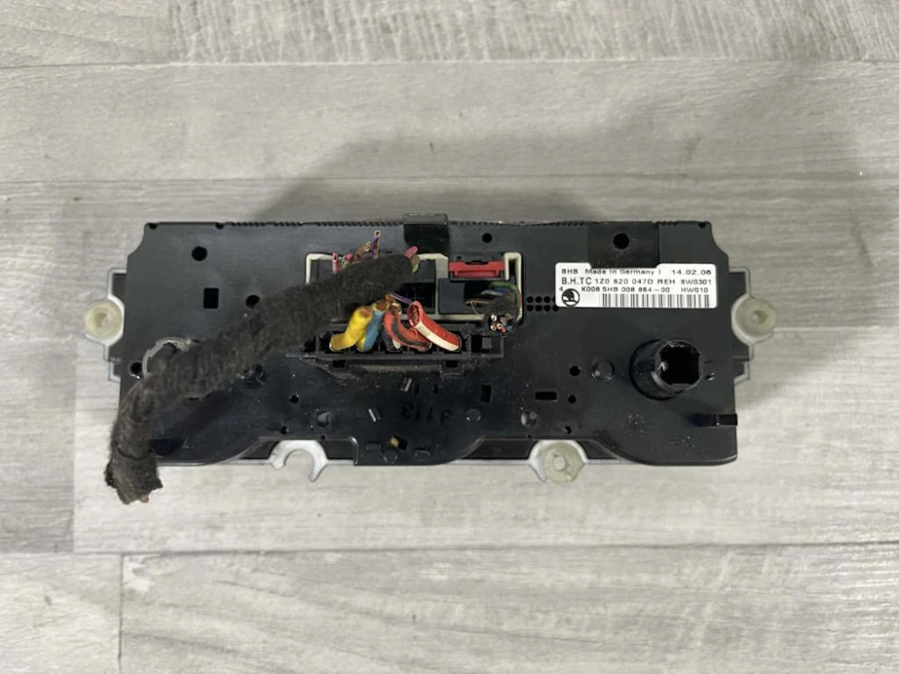 ŠKODA OCTAVIA 2 - 1Z - 2004-2009 - klima panel - 1K0820047D