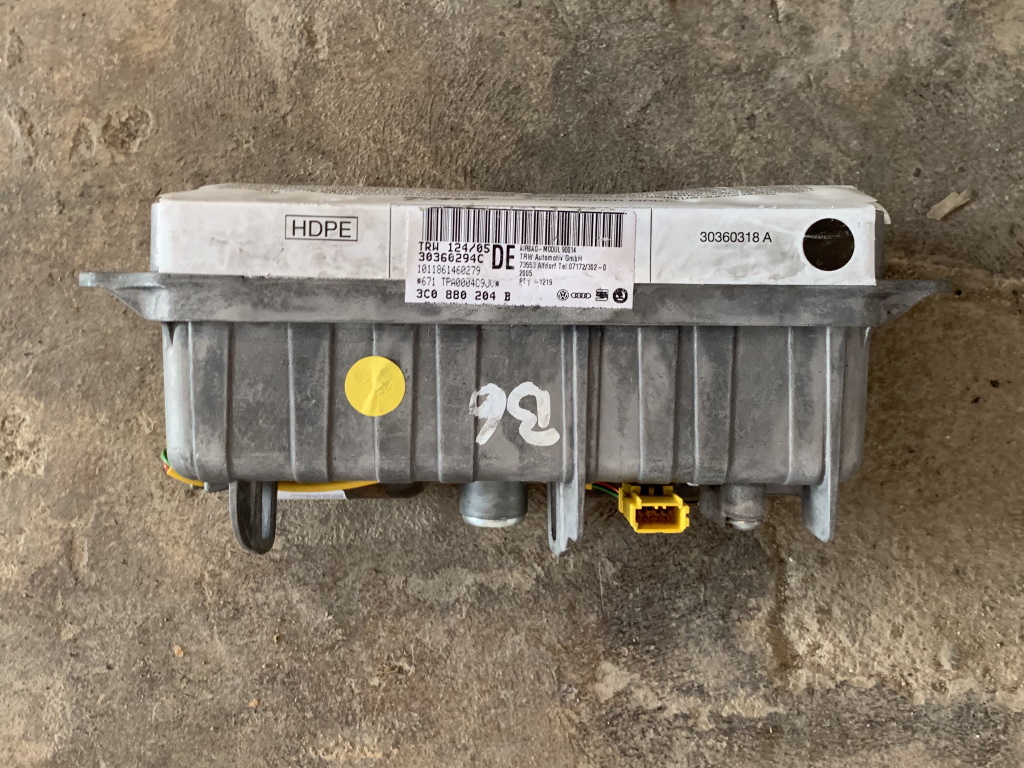 VW PASSAT B6 - 3C - 2005-2010 - airbag spolujezdec - 3C0880204B