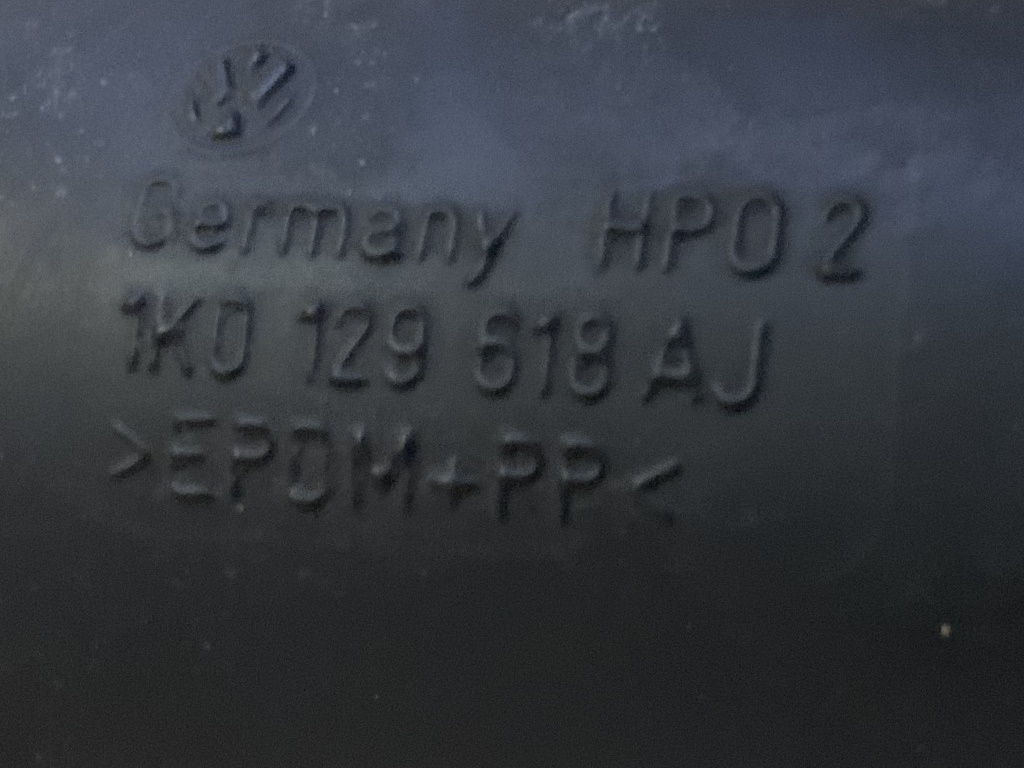 ŠKODA OCTAVIA 2 - 1Z - 2004-2009 - truba - 1K0129618AJ