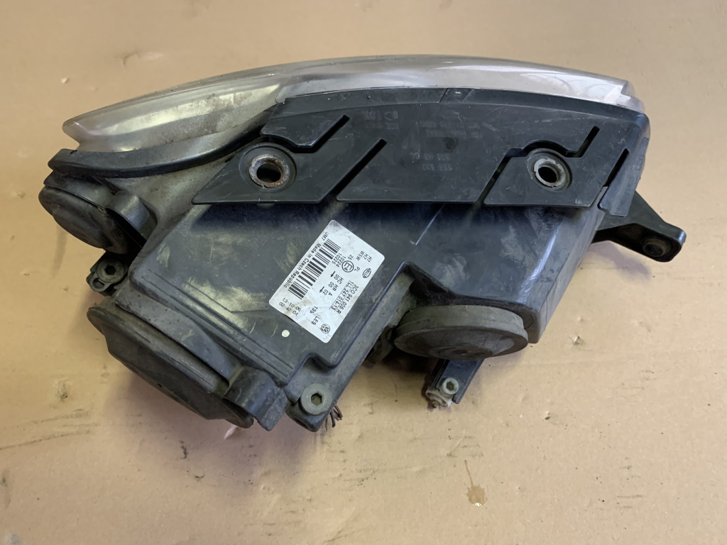 VW PASSAT B6 - 3C - 2005-2010 - světlo LP - ANGLIE