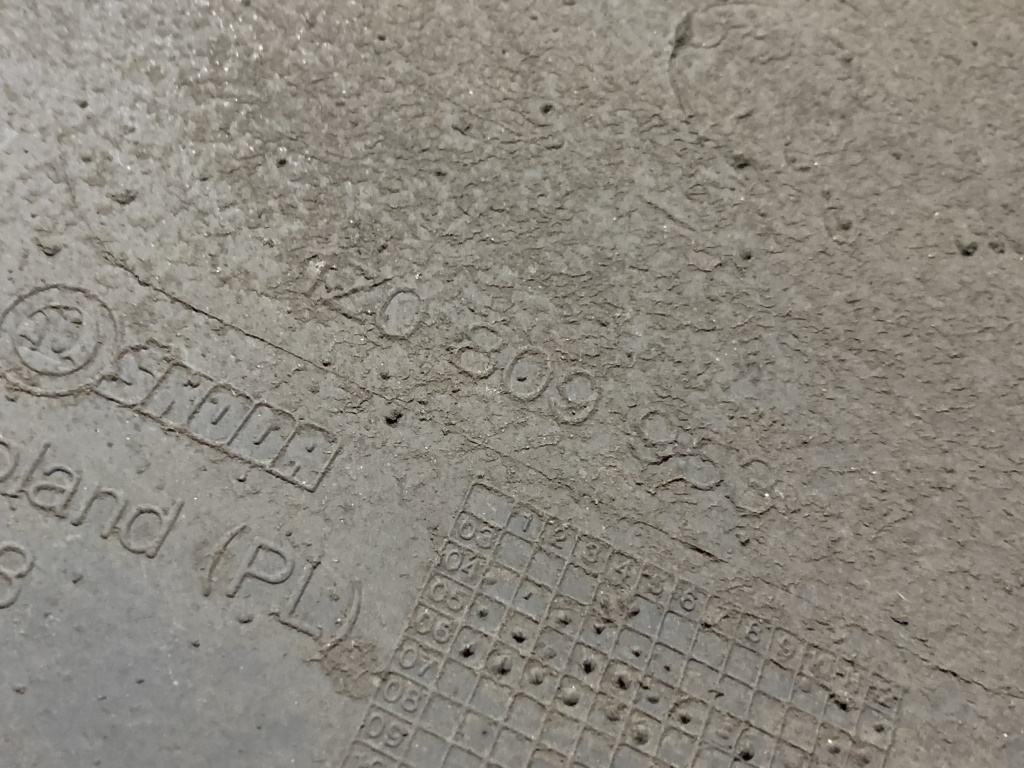 ŠKODA OCTAVIA 2 - 1Z - 2004-2009 - nadkolí spodní LP - 1Z0809953