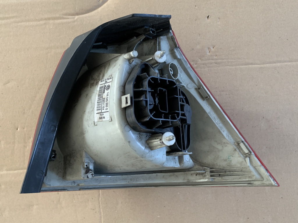 VW GOLF 5 - 1K - 2003-2009 - světlo LZ - 1K6945095Q