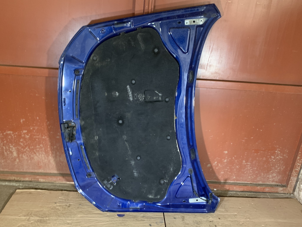 VW PASSAT B6 - 3C - 2005-2010 - kapota - LC5E