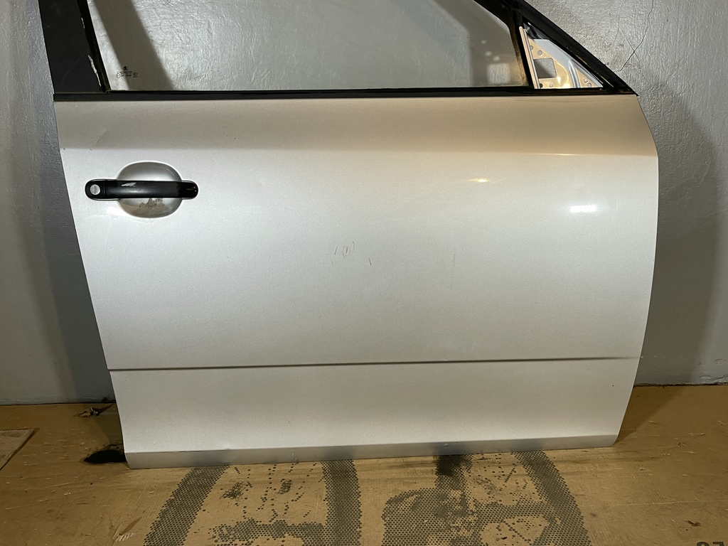 ŠKODA FABIA 2 - 5J - 2007-2014 - dveře PP - 9102