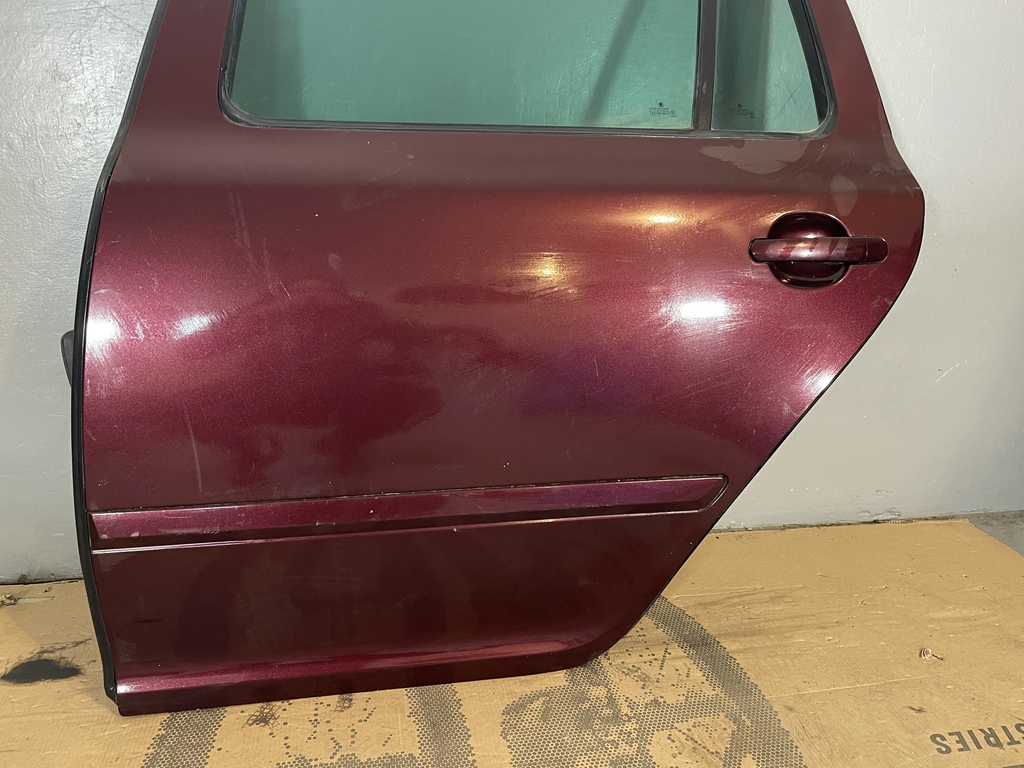 ŠKODA OCTAVIA 2 - 1Z - 2004-2013 - FACELIFT - dveře LZ KOMBI / COMBI - 9893