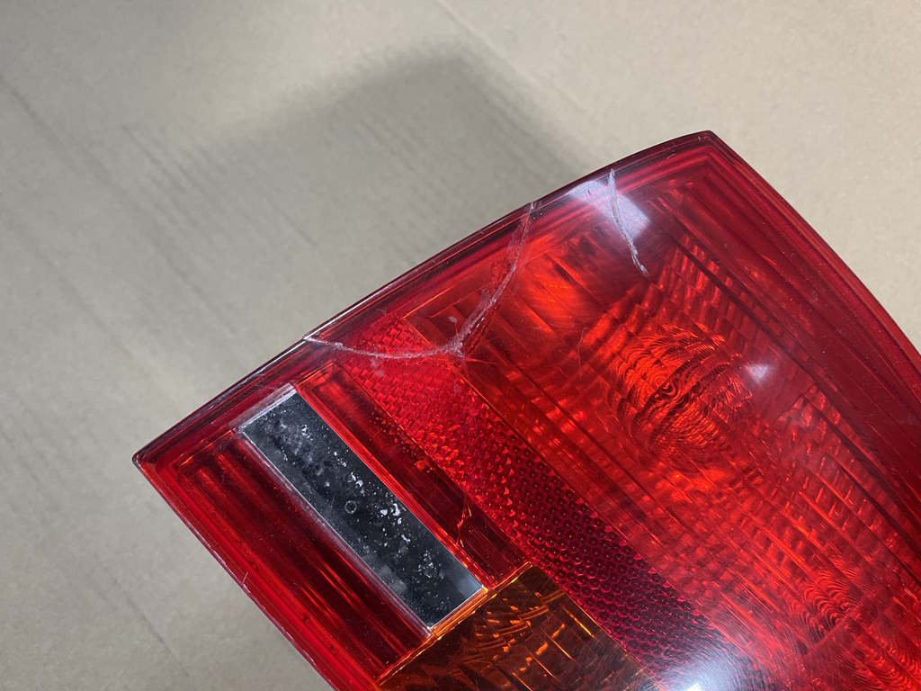 AUDI A4 - 8E - 2005-2008 - FACELIFT - světlo PZ - SEDAN - 8E5945096