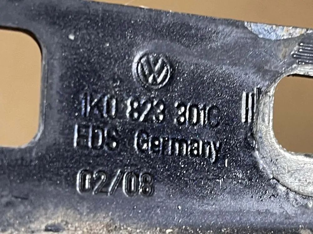 VW GOLF 5 - 1K - 2003-2009 - panty kapoty LP+PP - 1K0823301C 1K0823302C