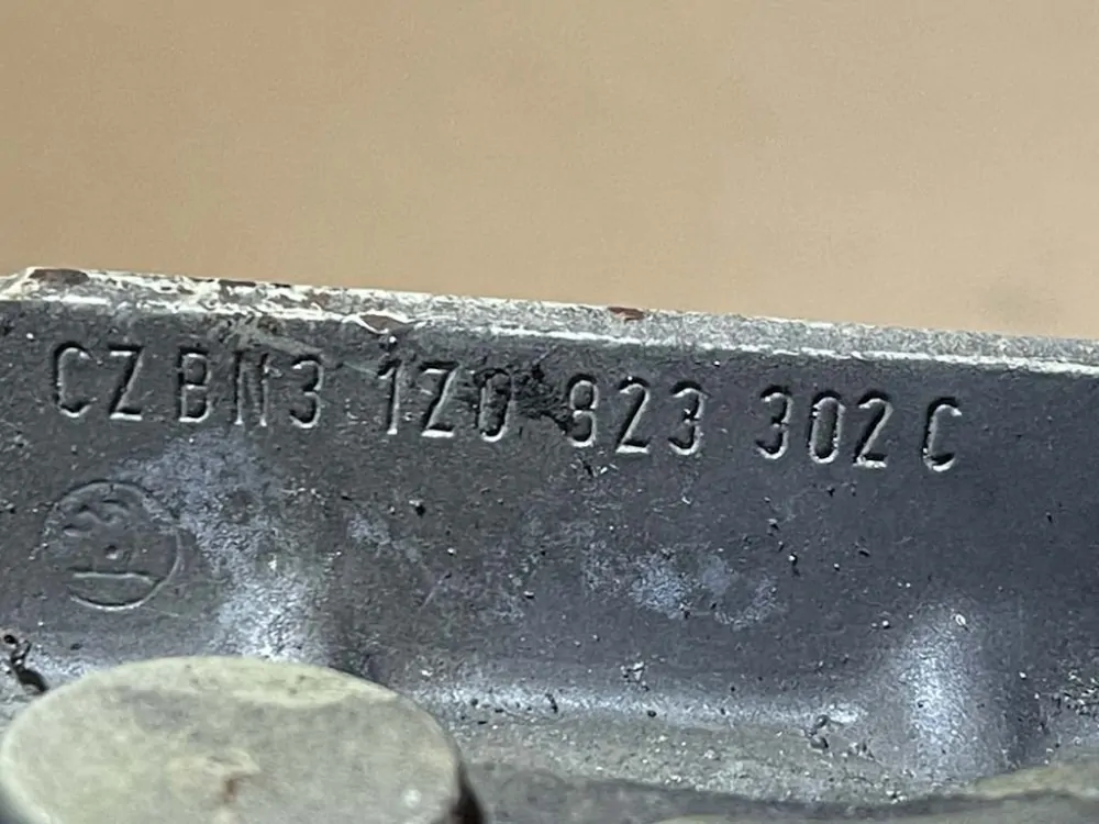 ŠKODA OCTAVIA 2 - 1Z - 2004-2009 - panty kapoty LP+PP - 1Z0823301C 1Z0823302C