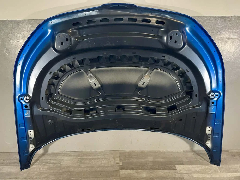 ŠKODA KODIAQ - 2016-2024 - 565 - kapota - 565823155B - POŠKOZENÁ