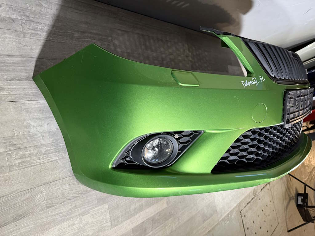 ŠKODA FABIA 2 - 5J - 2010-2014 - FACELIFT - nárazník RS komplet OST - 9585 - 5J0807221H 5J0955656B 5J0955966B 5J0853668C