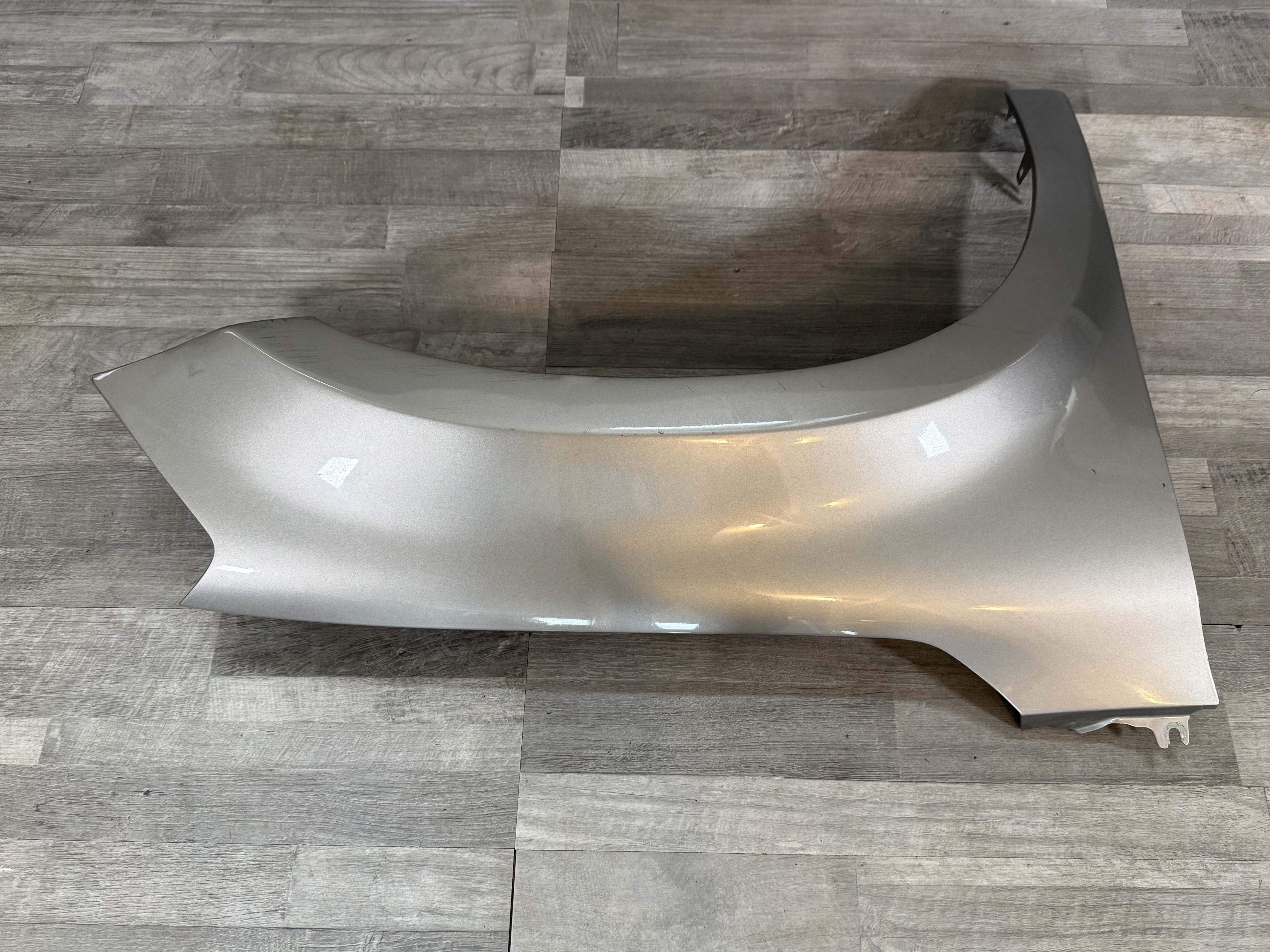 ŠKODA YETI - 5L - 2013-2017 - FACELIFT - blatník PP - 5L0821162A