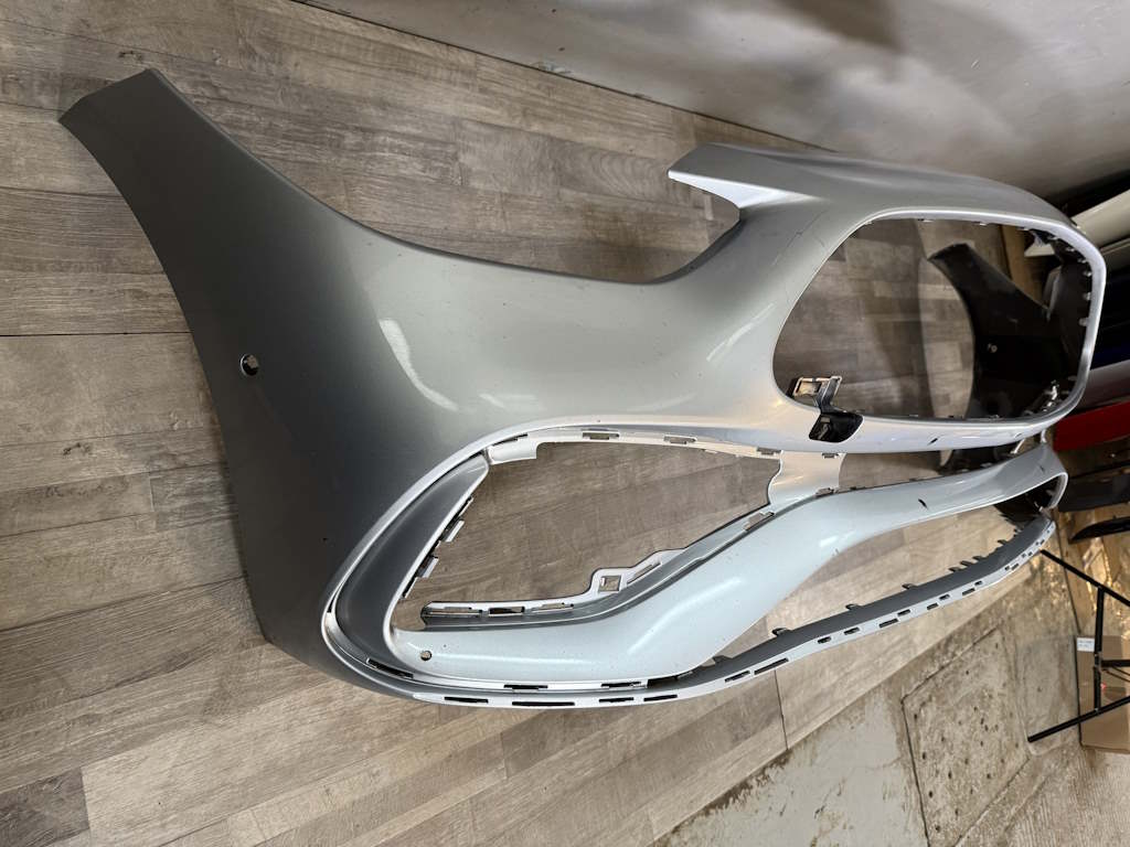 MERCEDES BENZ - C - W206 - 2021-2025 - přední nárazník AMG paket - PDC - 972688D