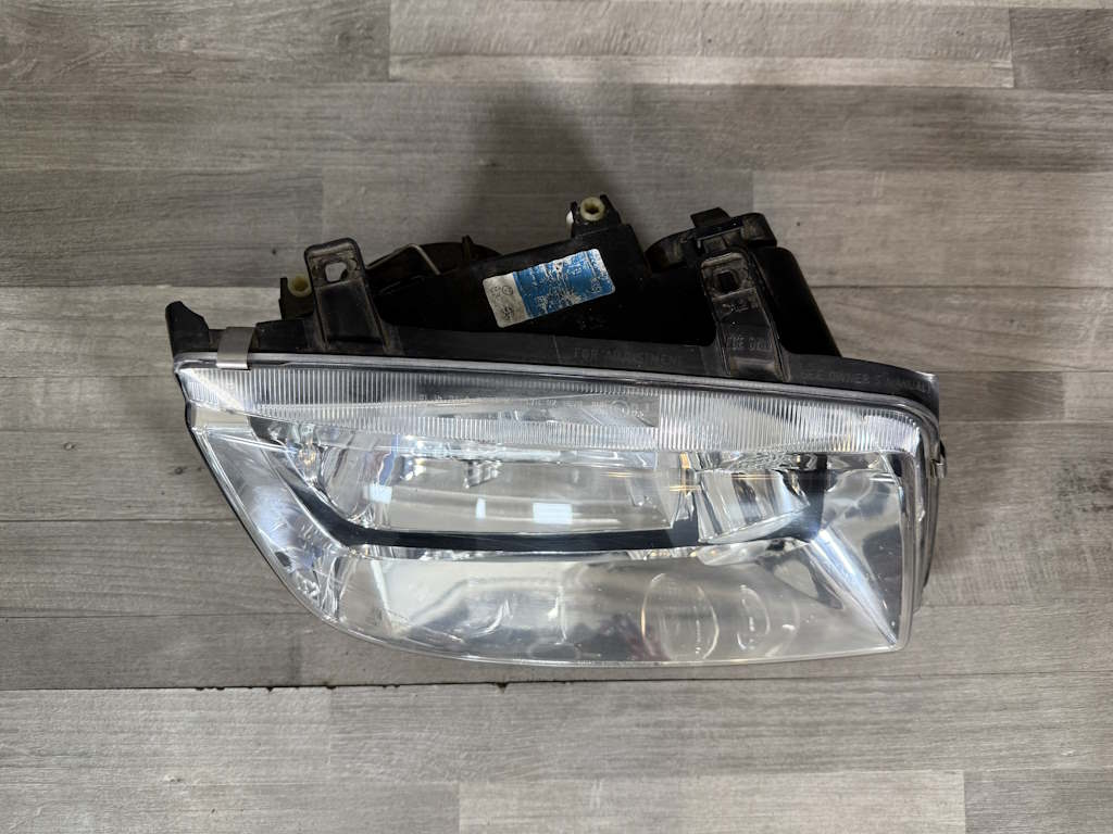 VW BORA - 1J - 1998-2005 - světlo PP - bez mlhovky