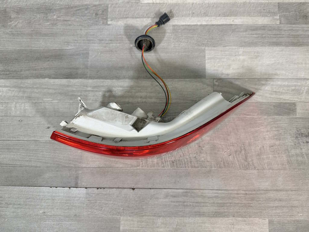 ŠKODA SUPERB 2 2013-2016 - FACELIFT - 3T - světlo PZ - LIFTBACK/SEDAN - 3T5945096A 3T5945096B