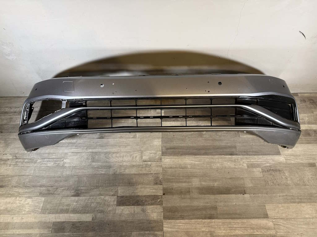 VW PASSAT B8 - 3G - 2020-2024 - FACELIFT - náraznik 4xPDC + mřížka střed - 3G0807221E