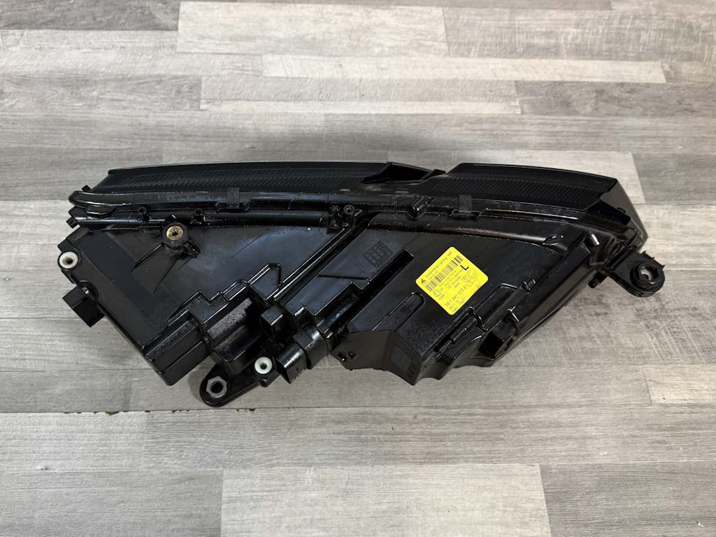 ŠKODA OCTAVIA 3 2017-2019 - FACELIFT - 5E - světlo LP LED - 5E1941015E