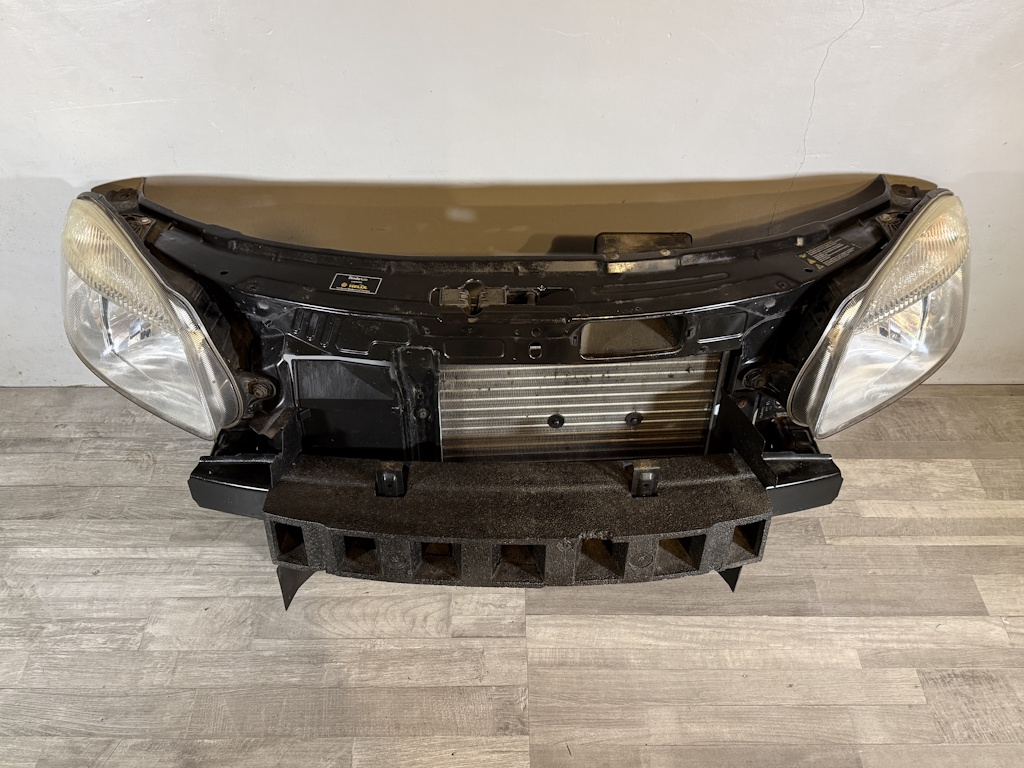 ŠKODA FABIA 2 - 5J - 2007-2010 - chladičová stěna bez klimy + světla LP+PP