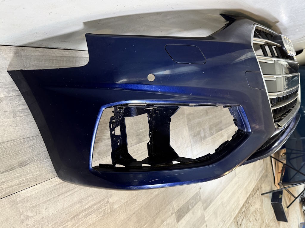 AUDI A4 - B9 - 8W - 2020-2024 FACELIFT - nárazník OST + 4xPDC + maska KO - 8W0807437