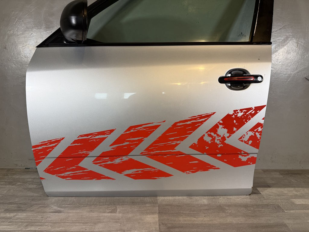 ŠKODA FABIA 2 - 5J - 2007-2014 - dveře LP + zrcátko - 9156
