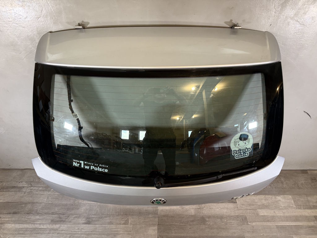 ŠKODA FABIA 2 - 5J - 2007-2014 - zadní viko COMBI - 9156 - 5J9827107