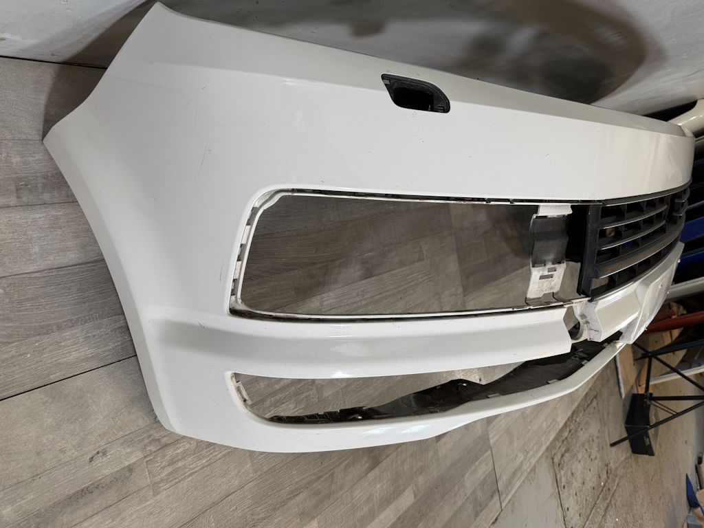 VW TRANSPORTER T6 - 7E - 2015-2019 - nárazník - LB9A - 7E5807221D
