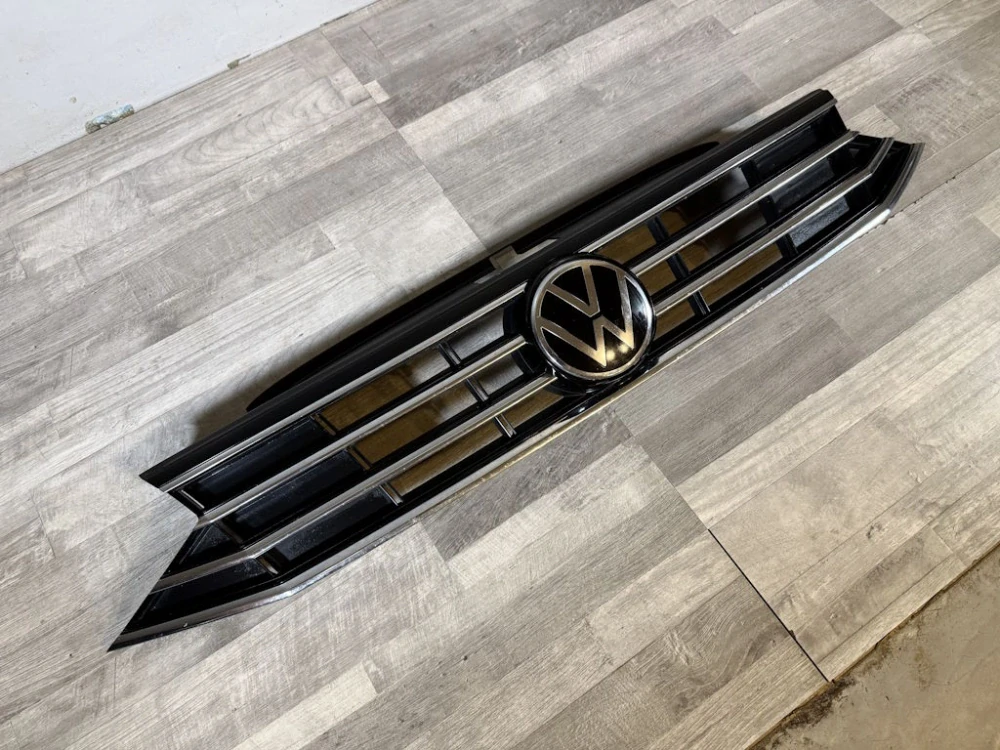 VW PASSAT B8 - 3G - 2020-2024 - FACELIFT - maska - 3G0853651DK/DF