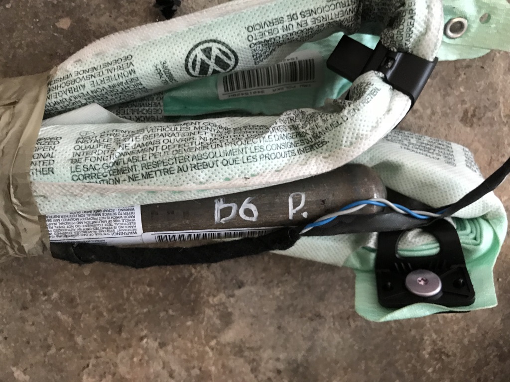 VW PASSAT B6 - 3C - 2005-2010 - airbag stropni P - KOMBI - 3C0880742E